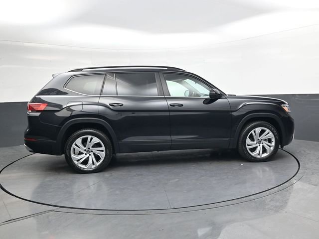 Used 2021 Volkswagen Atlas SE image 3