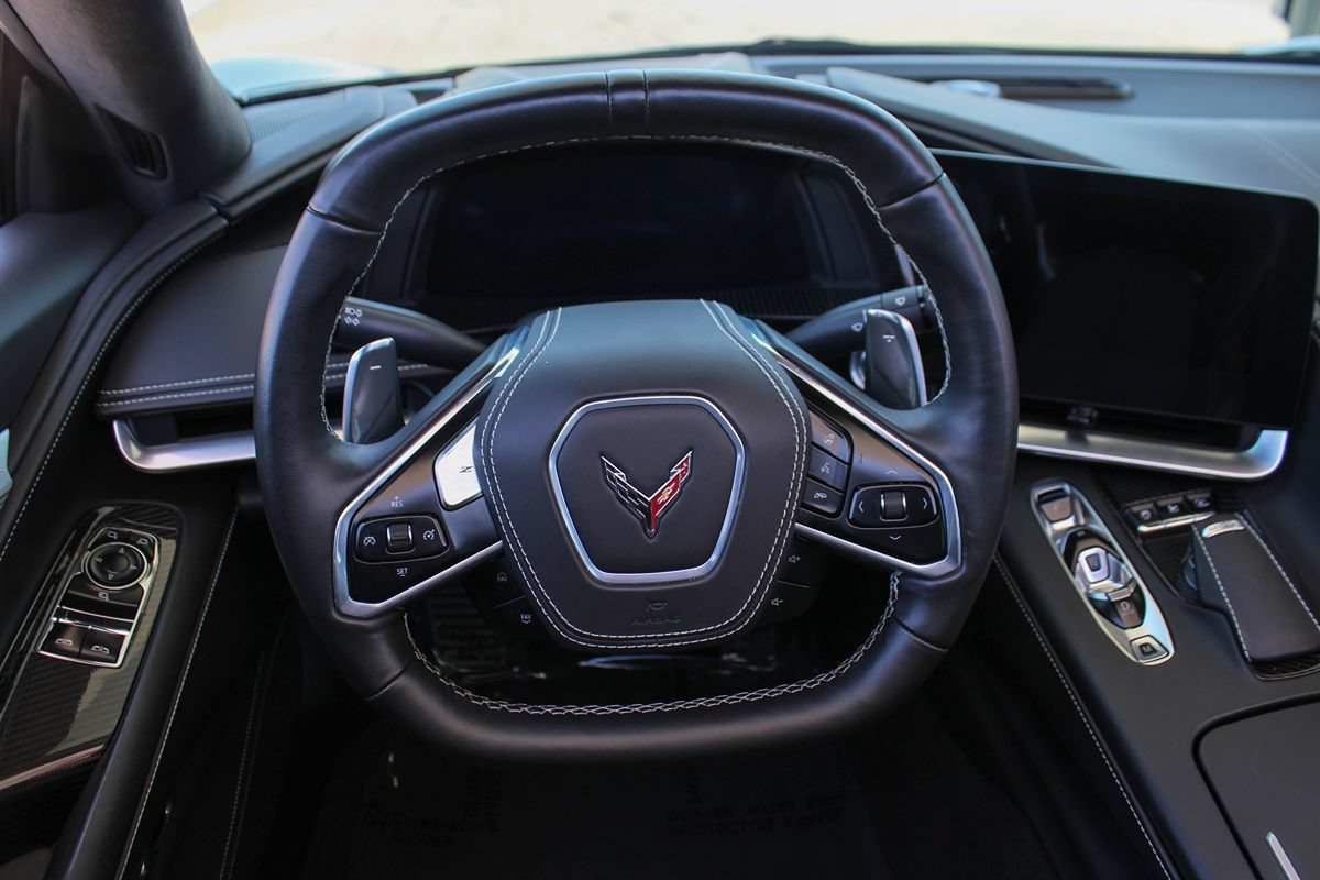 Used 2021 Chevrolet Corvette Stingray Premium Cpe w/ Z51 Performance Package RWD image 24