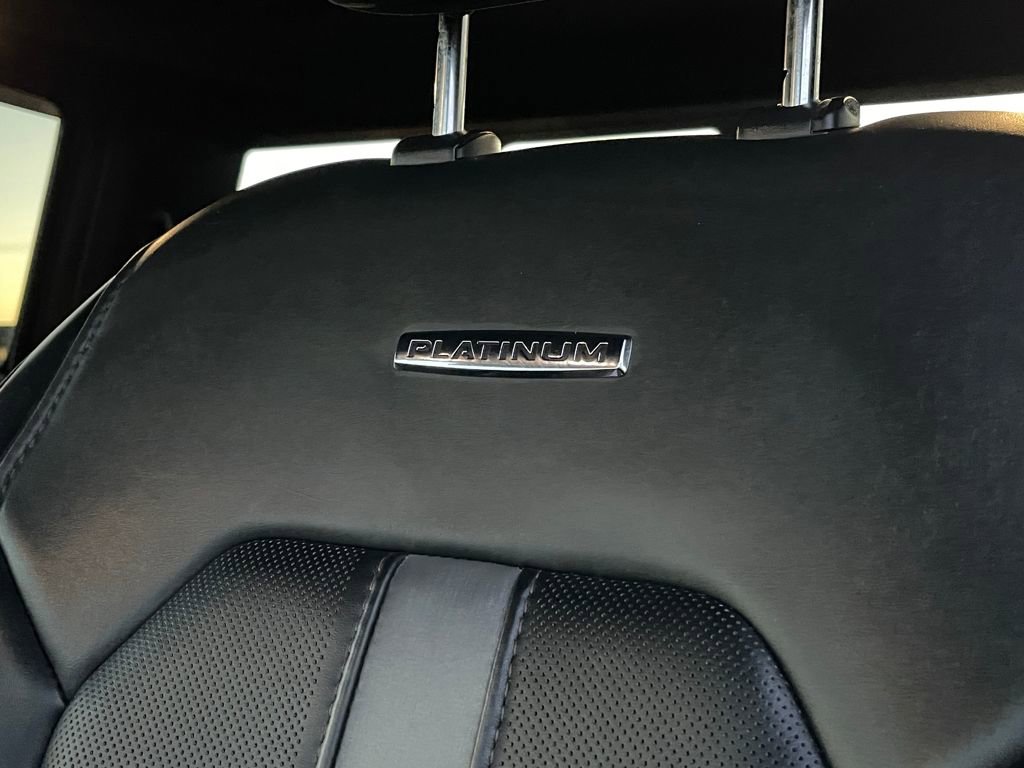 Used 2019 Ford F350 Platinum w/ Platinum Ultimate Package image 12