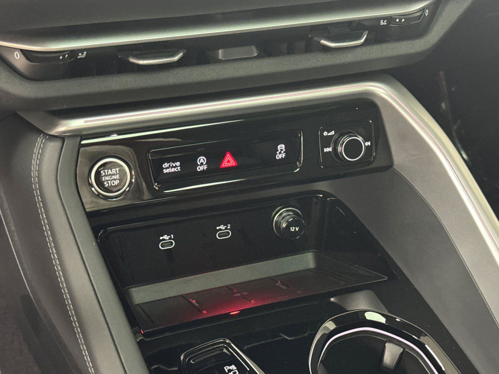 Used 2025 Audi Q5 Premium w/ Premium Plus AWD/4WD image 21