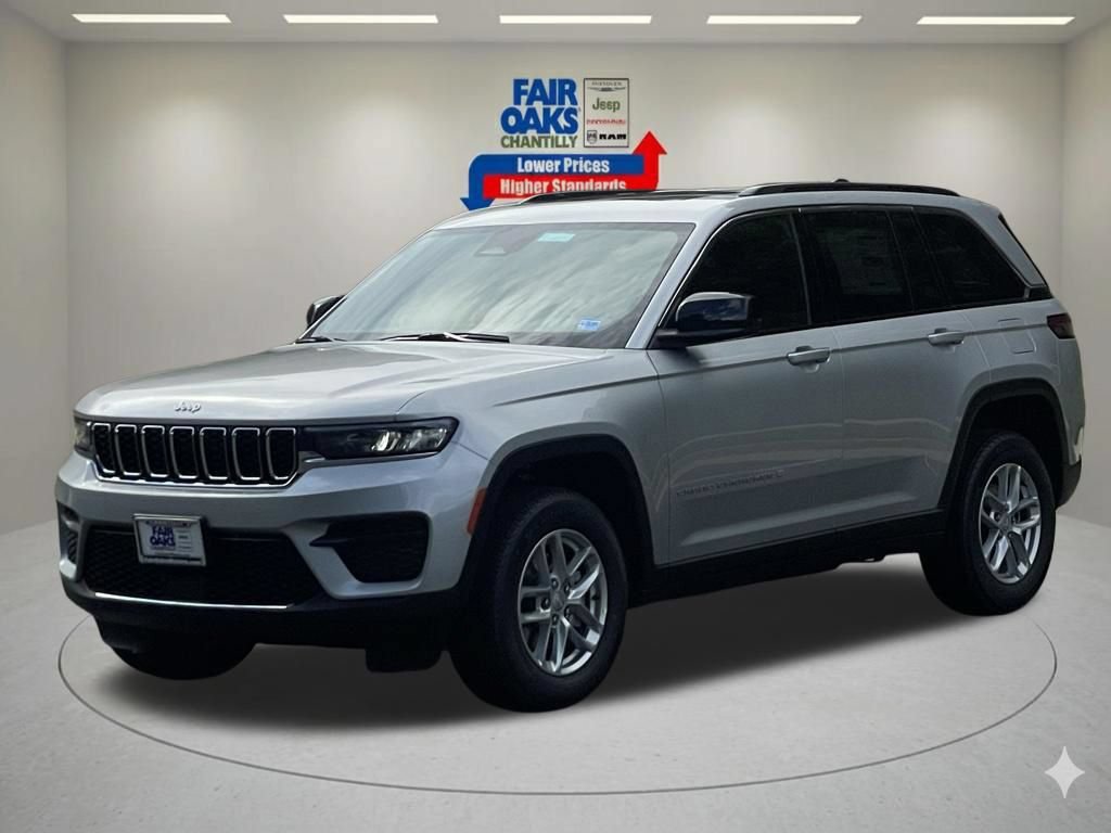 New 2026 Jeep Grand Cherokee Laredo X AWD/4WD image 2