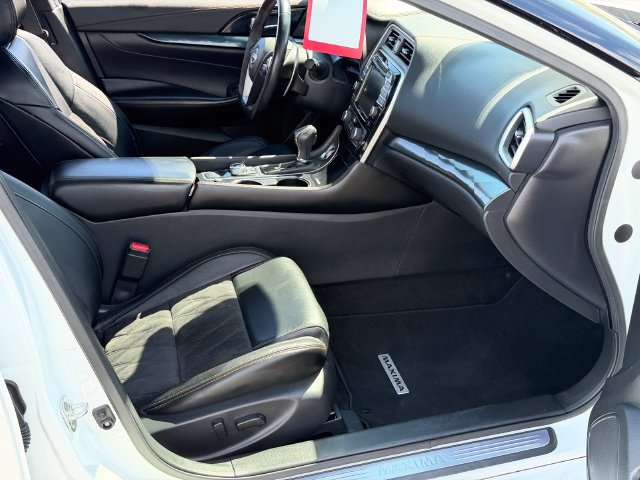 Certified 2023 Nissan Maxima SR w/ Sport Mat Group FWD image 26