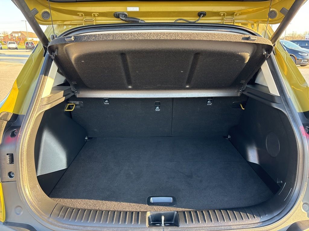 Used 2024 Kia Seltos SX w/ SX Sunroof Package image 12