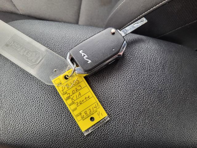 Used 2023 Kia Forte LXS image 24