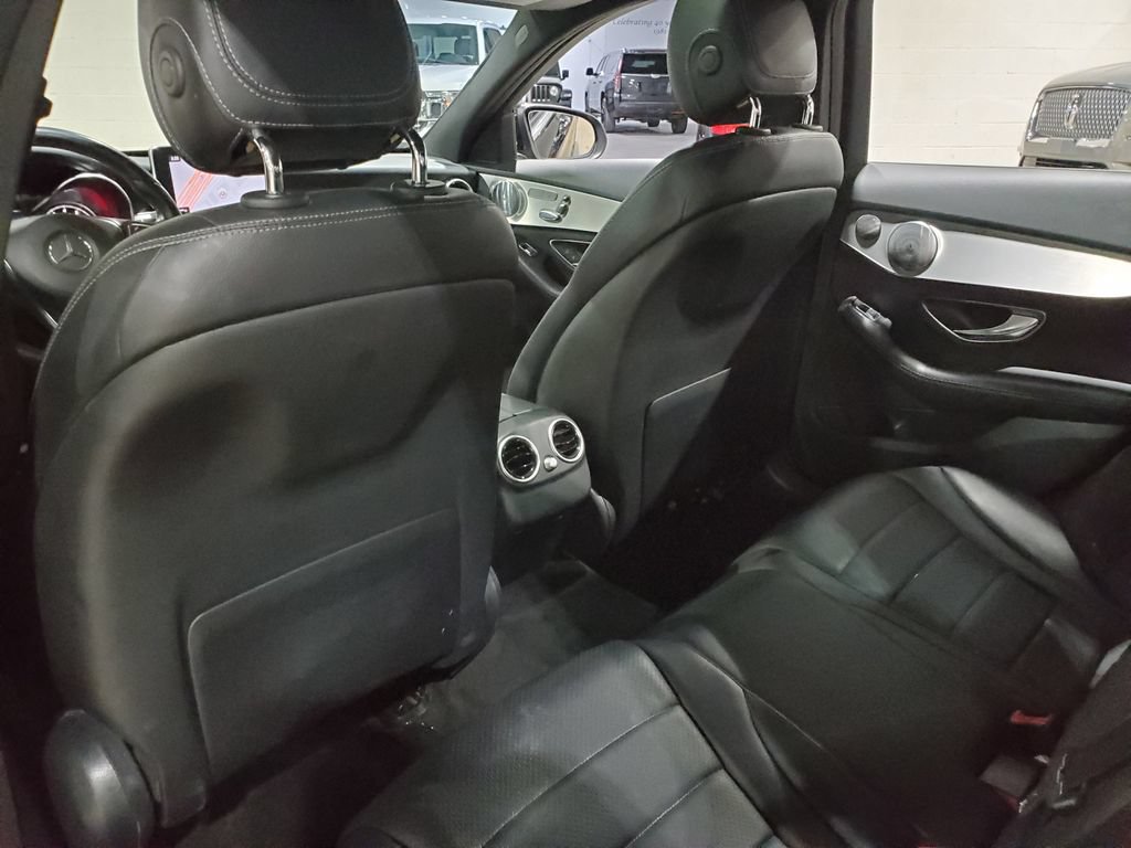 Used 2018 Mercedes-Benz C 300 Sedan image 25