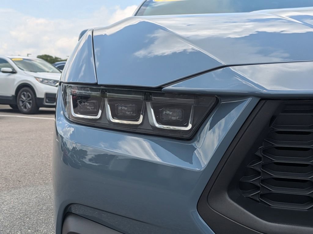Used 2024 Ford Mustang Coupe RWD image 10