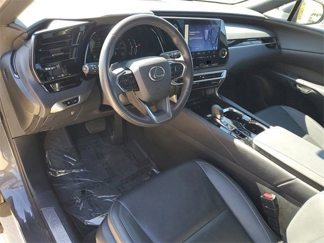 Used 2024 Lexus RX 350 FWD w/ Technology Package image 5
