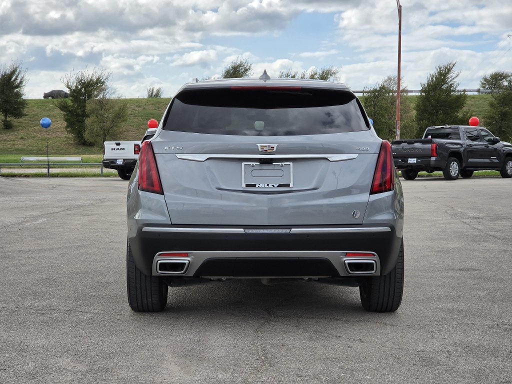 Used 2024 Cadillac XT5 Premium Luxury w/ Technology Package FWD image 6
