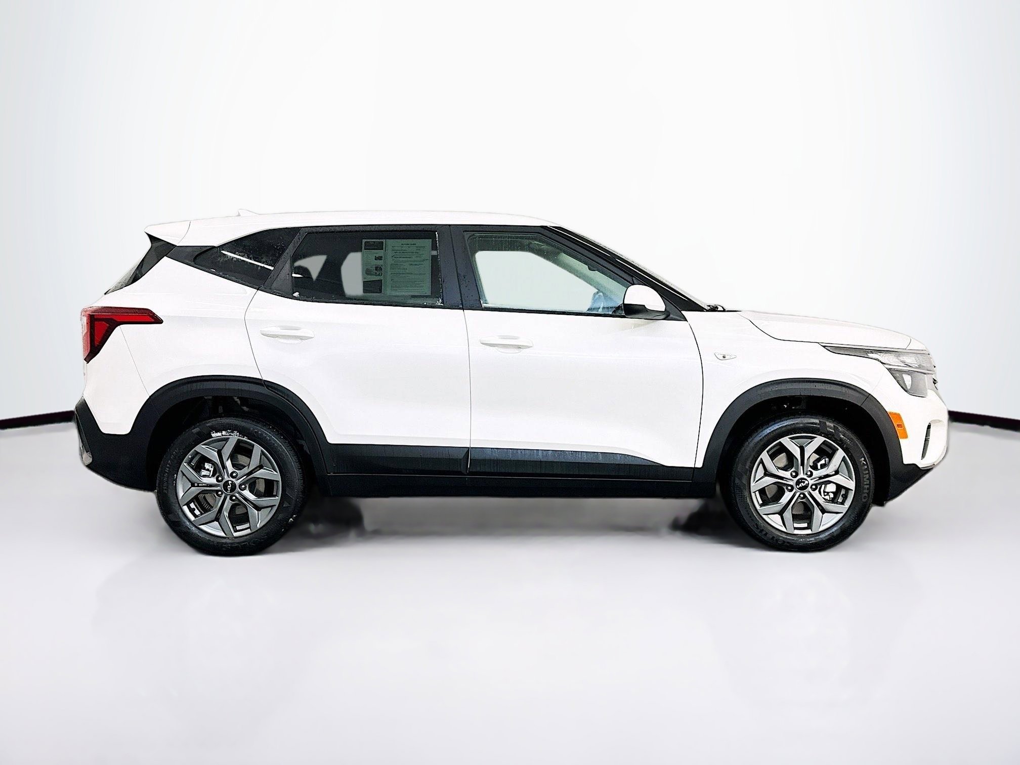 Used 2026 Kia Seltos LX AWD/4WD image 10