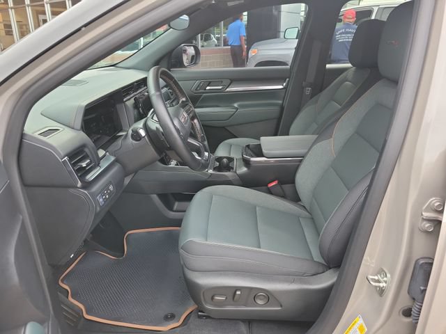 Used 2026 GMC Terrain AT4 AWD/4WD image 22