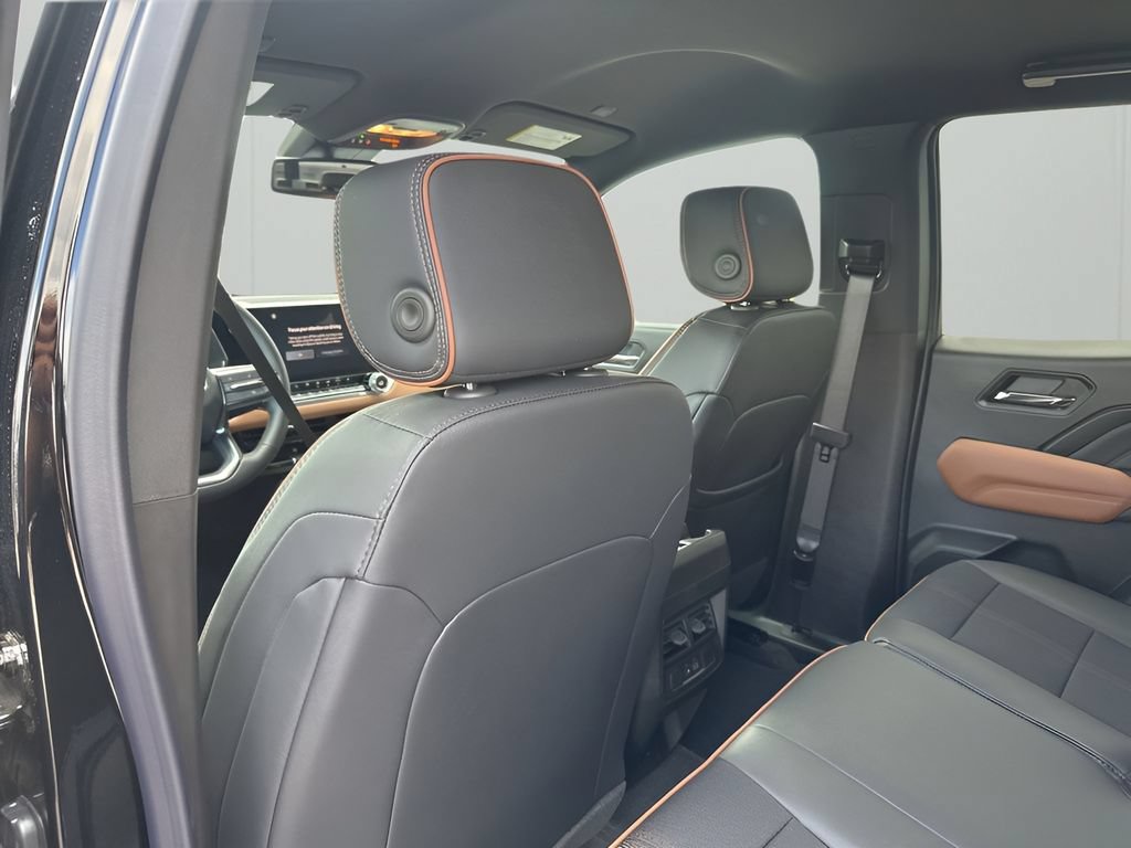 New 2026 GMC Canyon AT4 w/ Nightfall Essentials Package AWD/4WD image 21