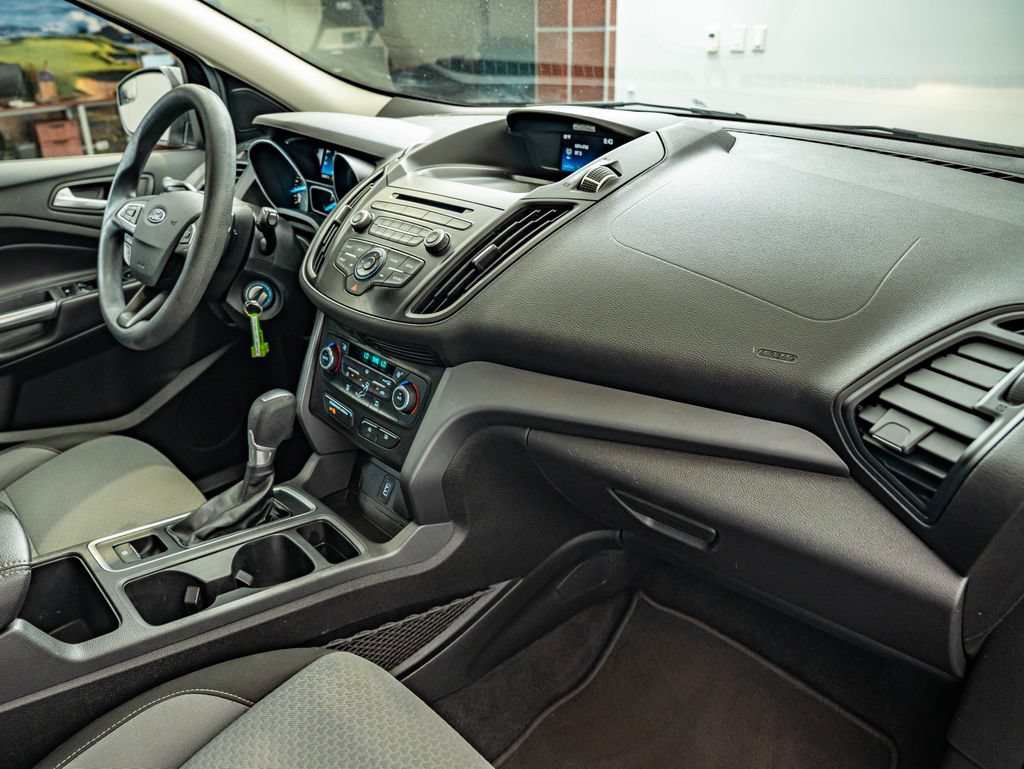 Used 2017 Ford Escape SE FWD image 35