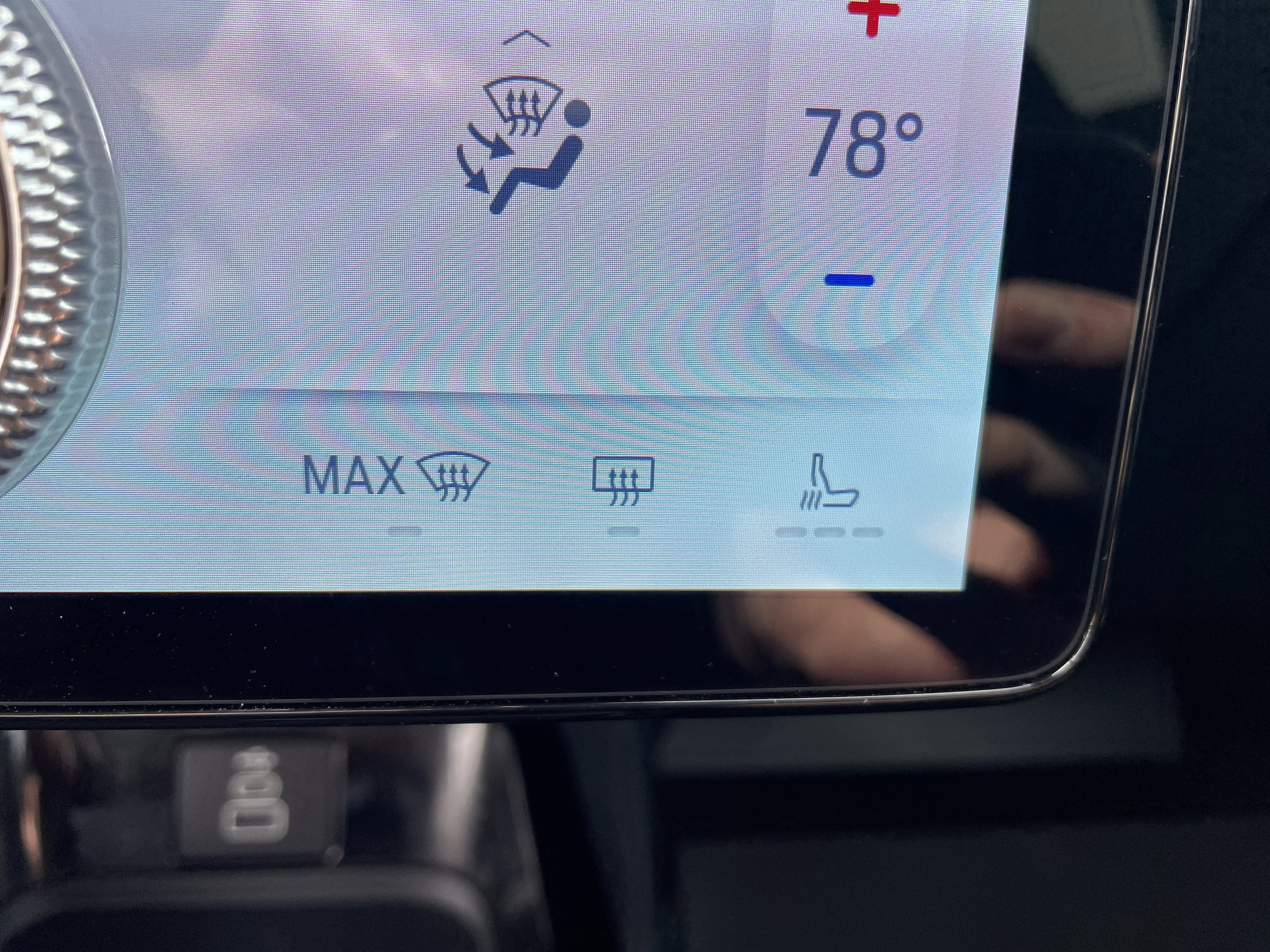 Used 2025 Ford Mustang Mach-E Premium w/ Sport Appearance Package image 24