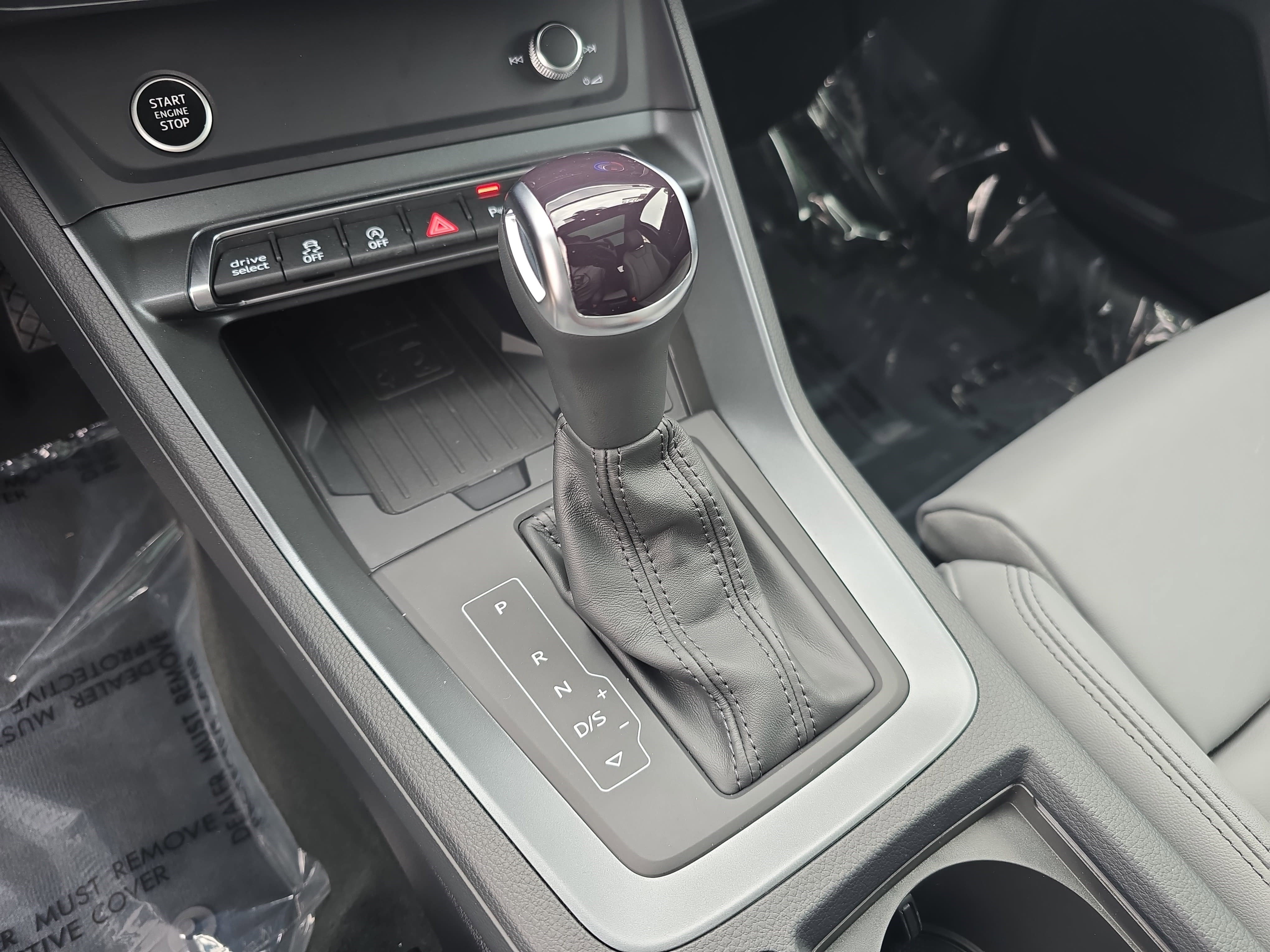 Certified 2025 Audi Q3 2.0T Premium w/ Convenience Package image 22