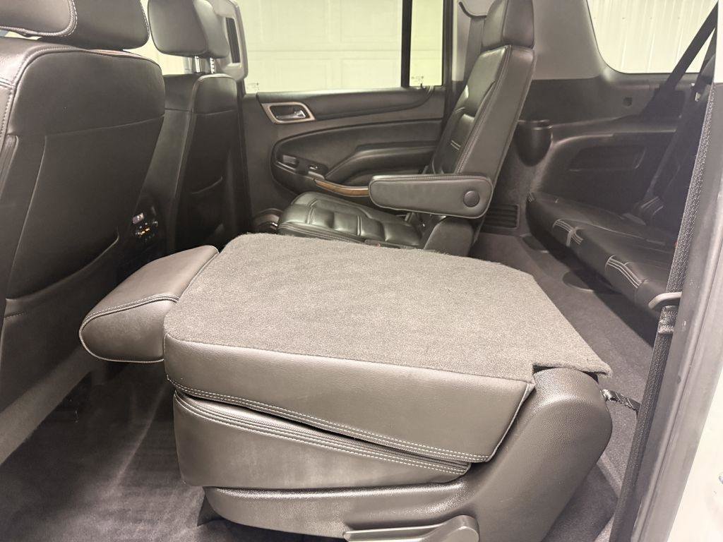 Used 2019 GMC Yukon XL Denali w/ Denali Ultimate Package image 34