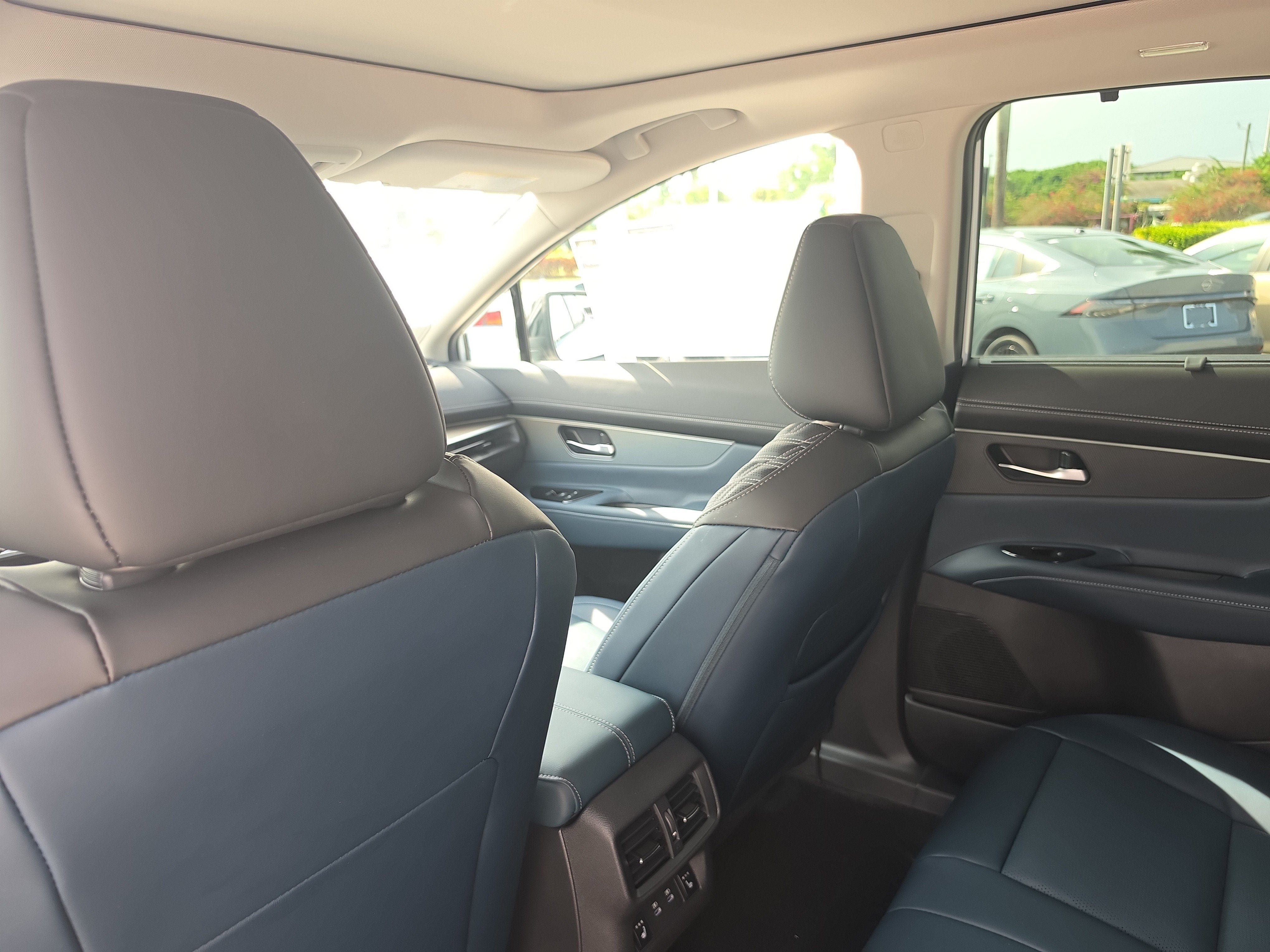 New 2027 Nissan Murano Platinum w/ Cargo Package AWD/4WD image 13