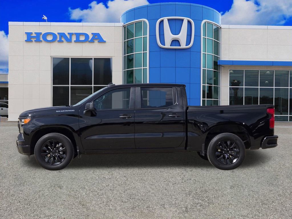 Used 2024 Chevrolet Silverado 1500 Custom RWD image 7