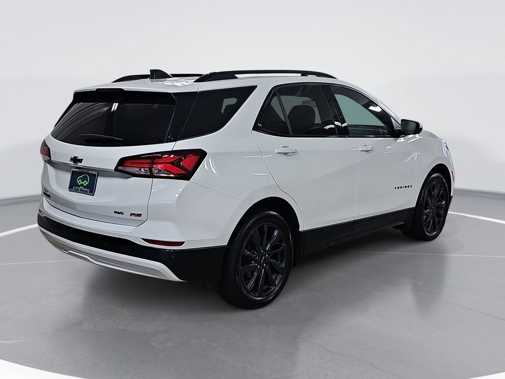 Certified 2024 Chevrolet Equinox RS w/ RS Leather Package AWD/4WD image 3