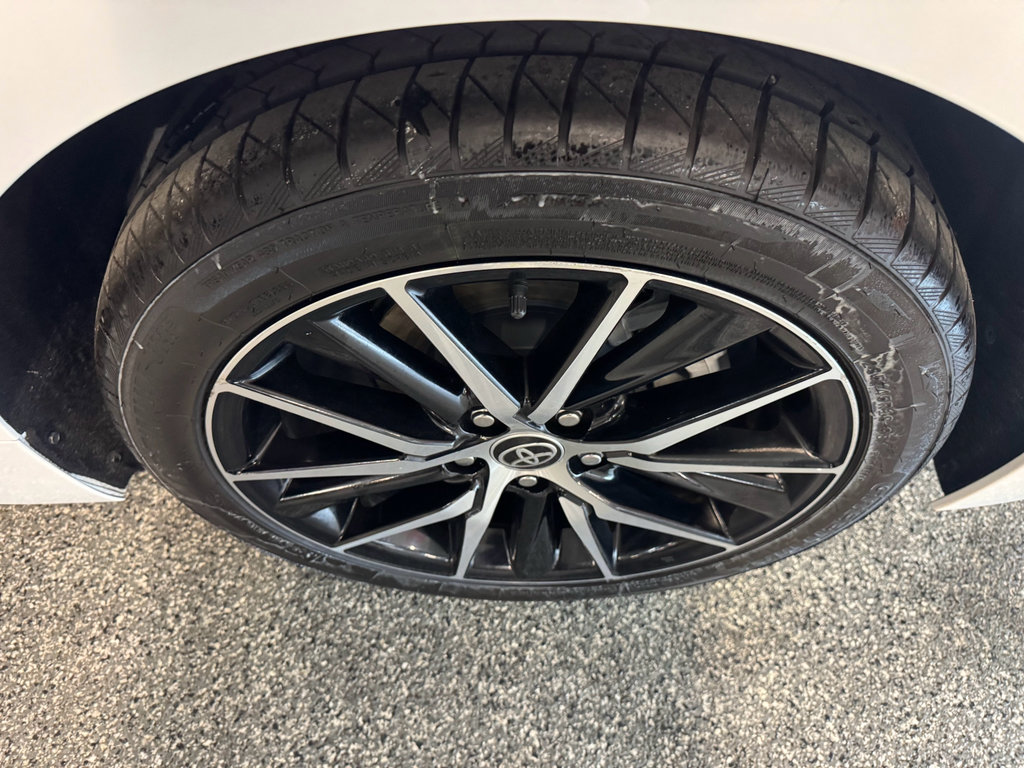 Used 2021 Toyota Camry SE image 14