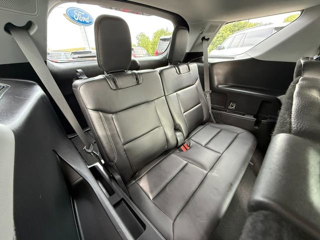 Used 2021 Ford Explorer Limited w/ Equipment Group 301A image 11