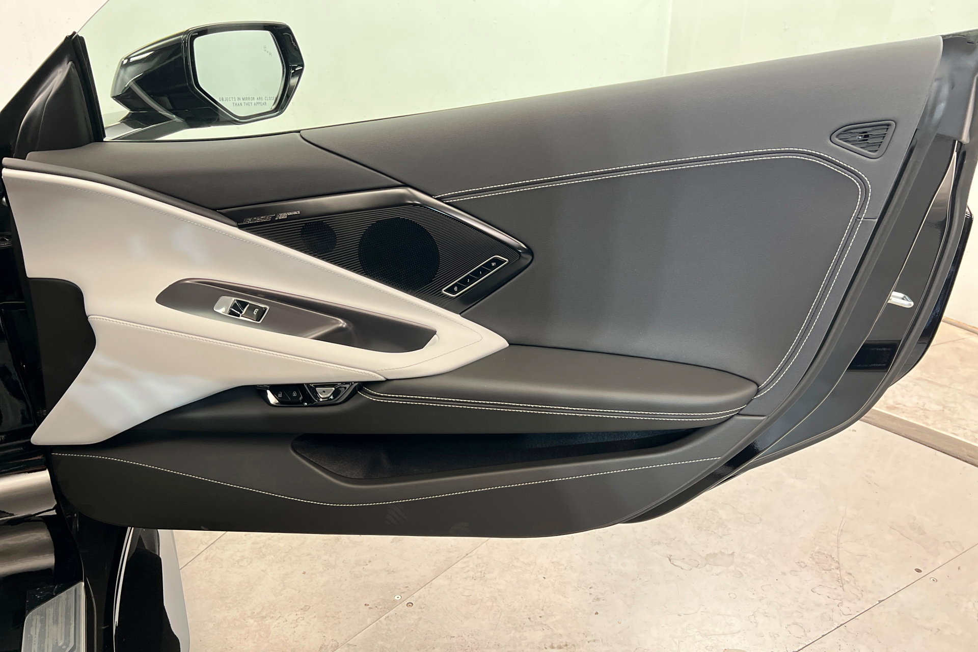 New 2025 Chevrolet Corvette E-Ray w/ Stealth Interior Trim Package image 15