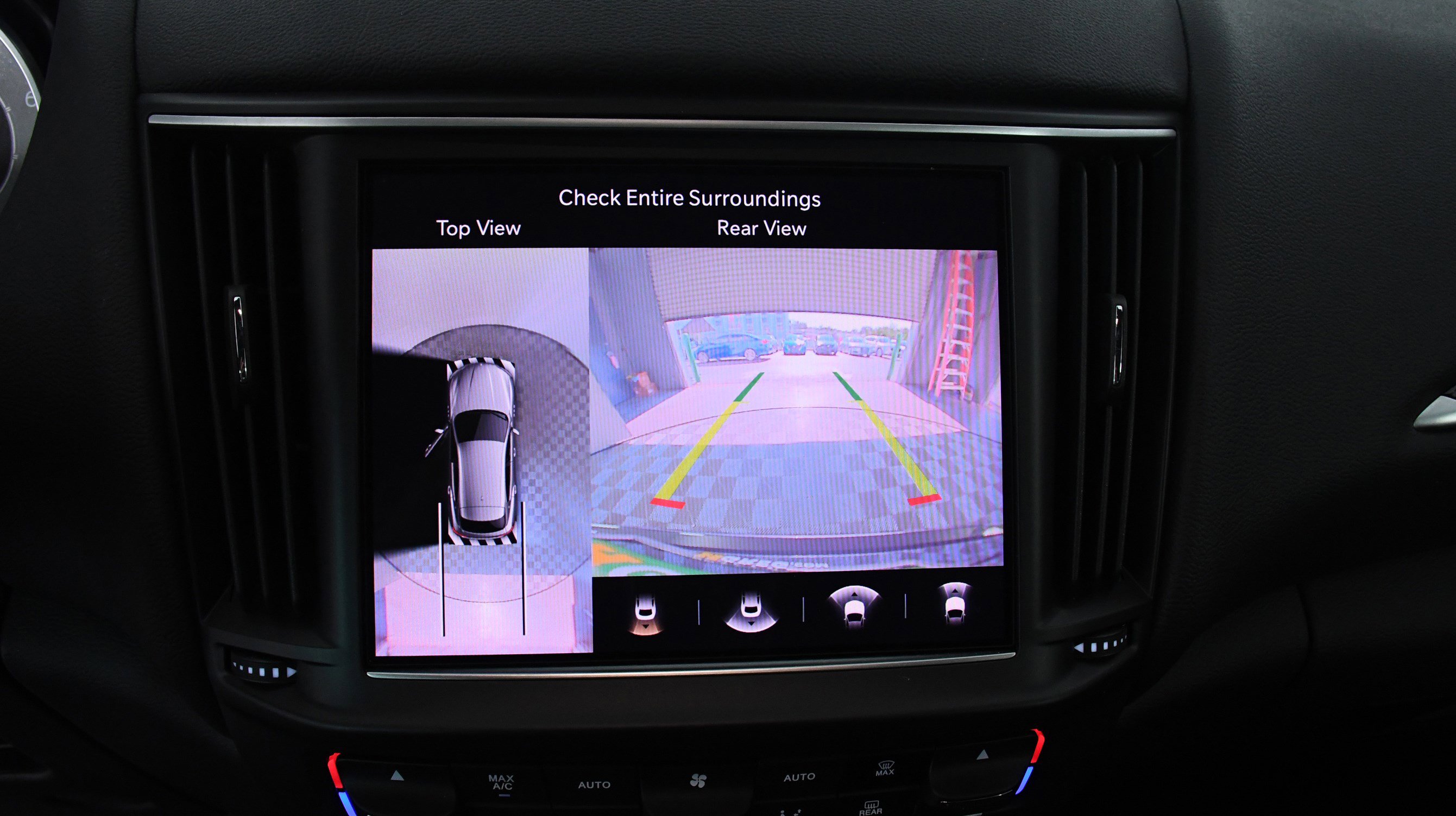 Used 2022 Maserati Levante GT image 16