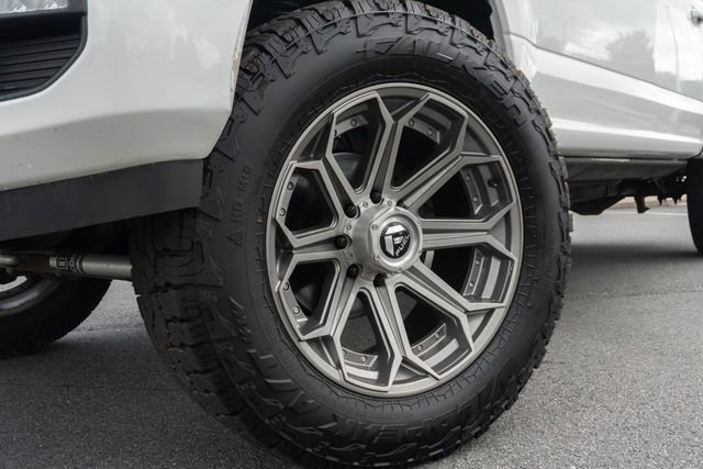 Used 2021 Ford F250 Lariat AWD/4WD image 2