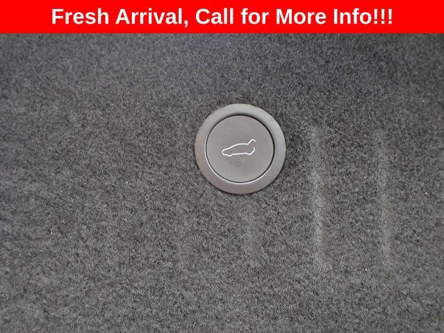 Used 2022 Tesla Model S image 13