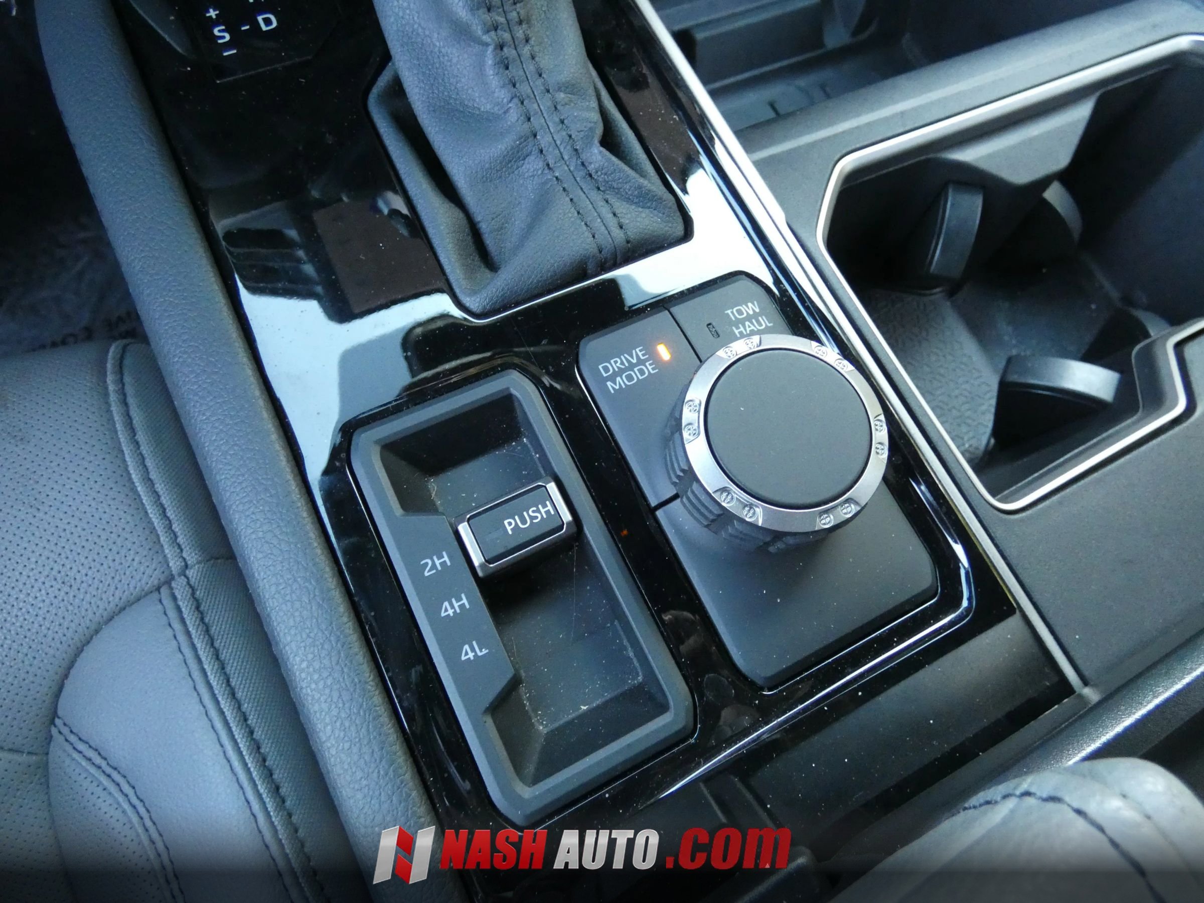 Used 2026 Toyota Tundra Limited AWD/4WD image 65