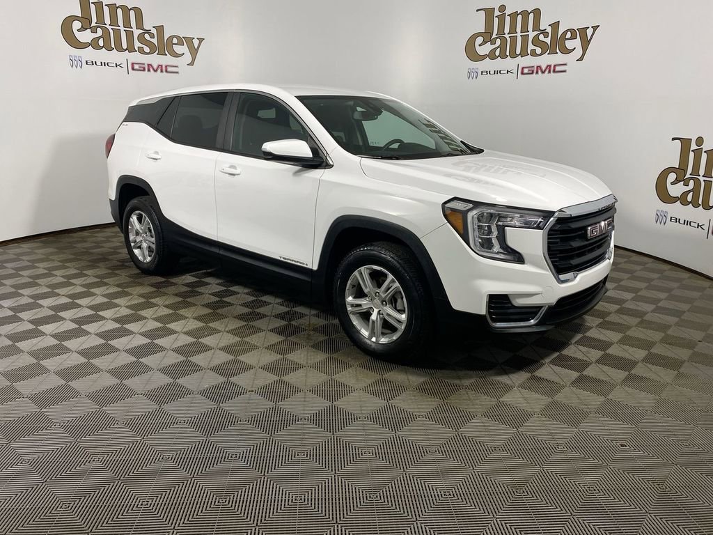 Used 2023 GMC Terrain SLE AWD/4WD image 1