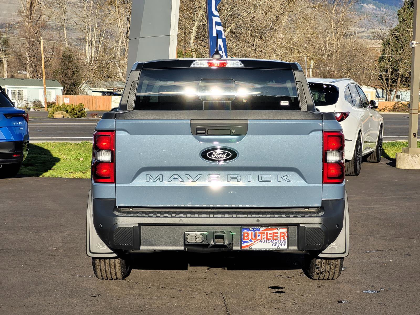 New 2025 Ford Maverick Lariat w/ Black Appearance Package AWD/4WD image 6