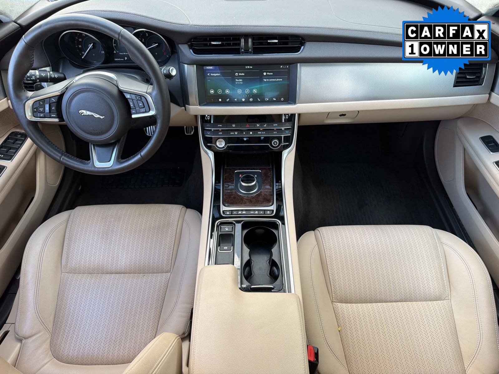 Used 2020 Jaguar XF Prestige AWD/4WD image 16
