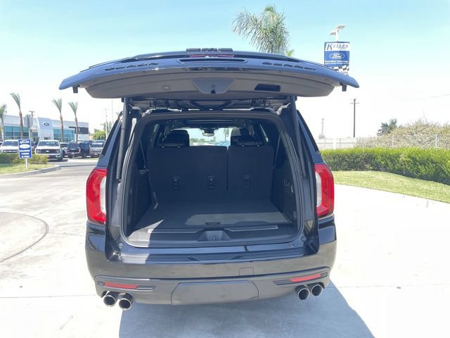 Used 2023 GMC Yukon XL Denali w/ Denali Reserve Package AWD/4WD image 28