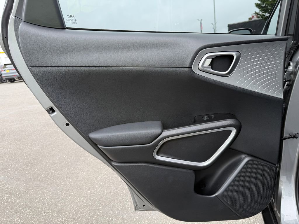 Certified 2025 Kia Soul LX FWD image 24