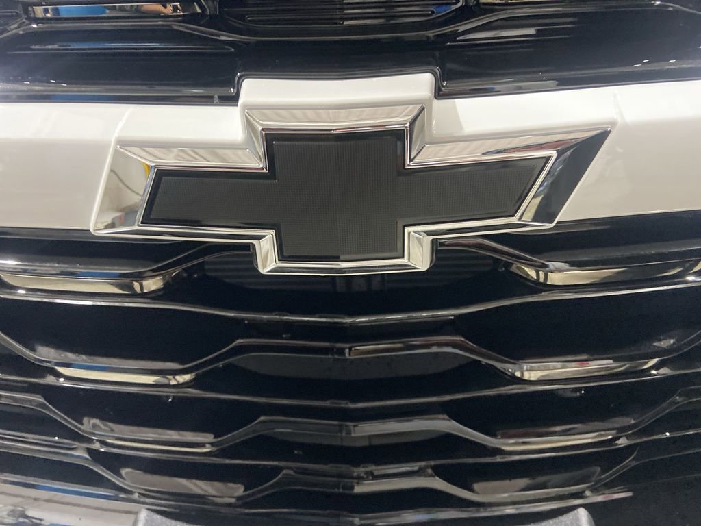 Used 2025 Chevrolet Trax ACTIV w/ Driver Confidence Package image 29