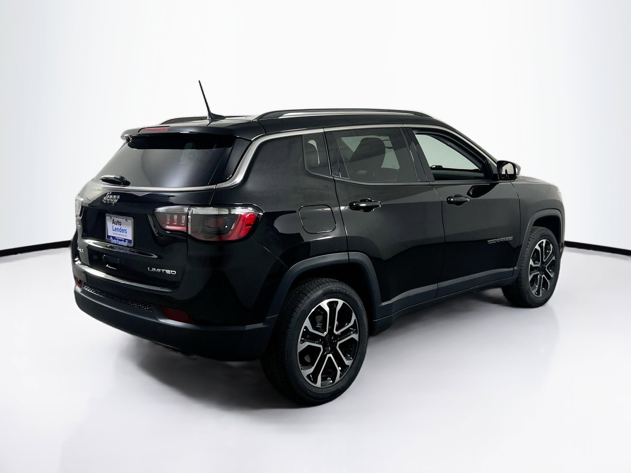 Used 2022 Jeep Compass Limited AWD/4WD image 5