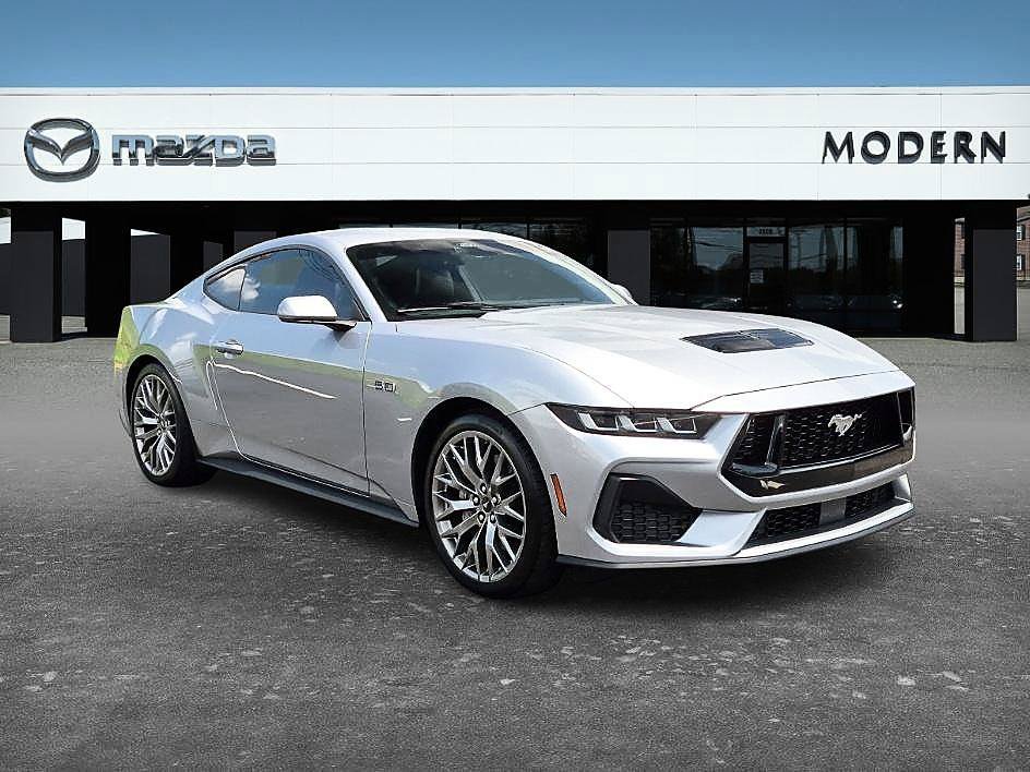 Used 2024 Ford Mustang GT Premium RWD image 7