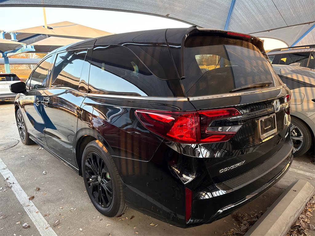Used 2025 Honda Odyssey Sport-L image 8