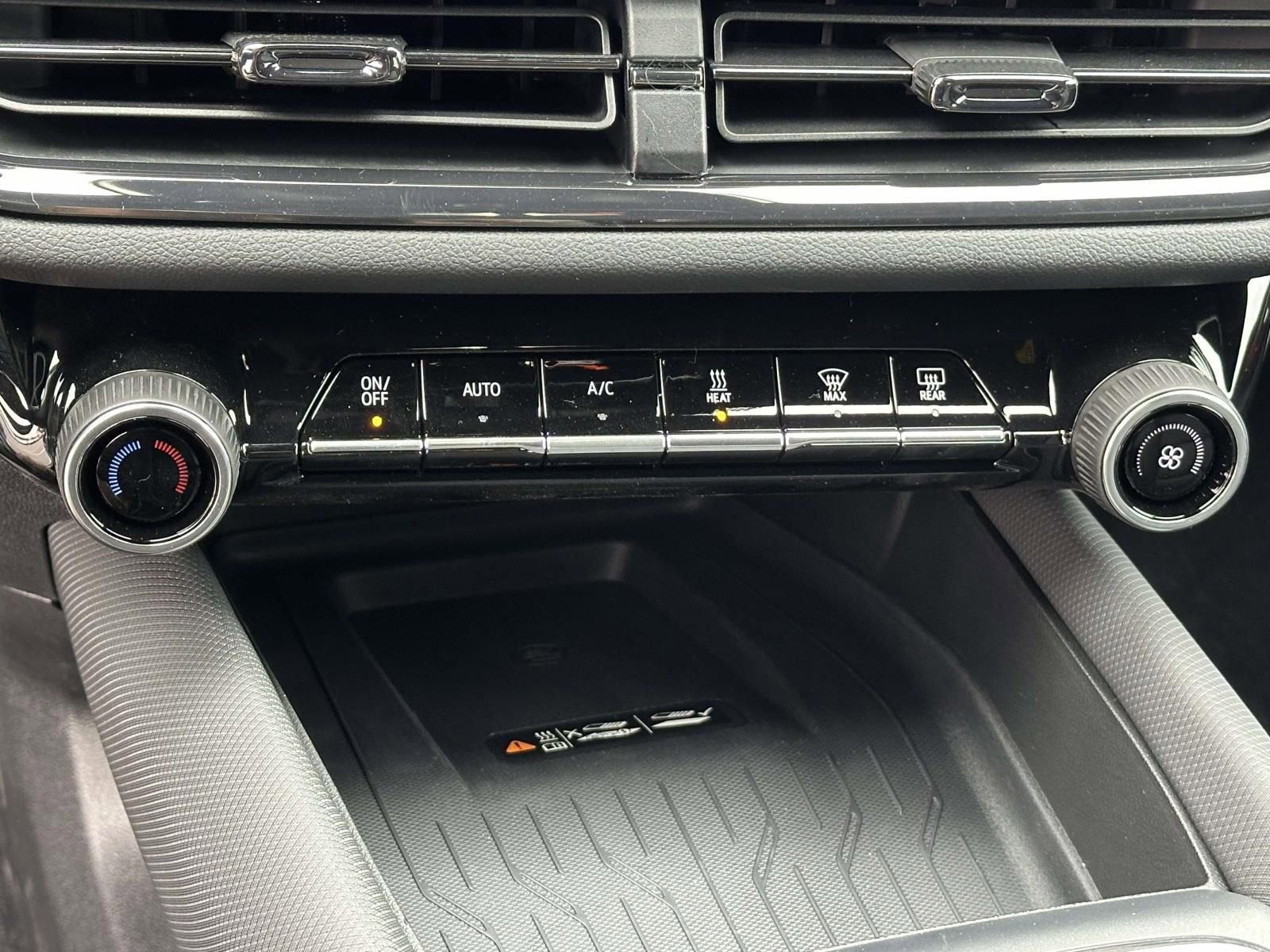 New 2026 Chevrolet Equinox EV RS image 11