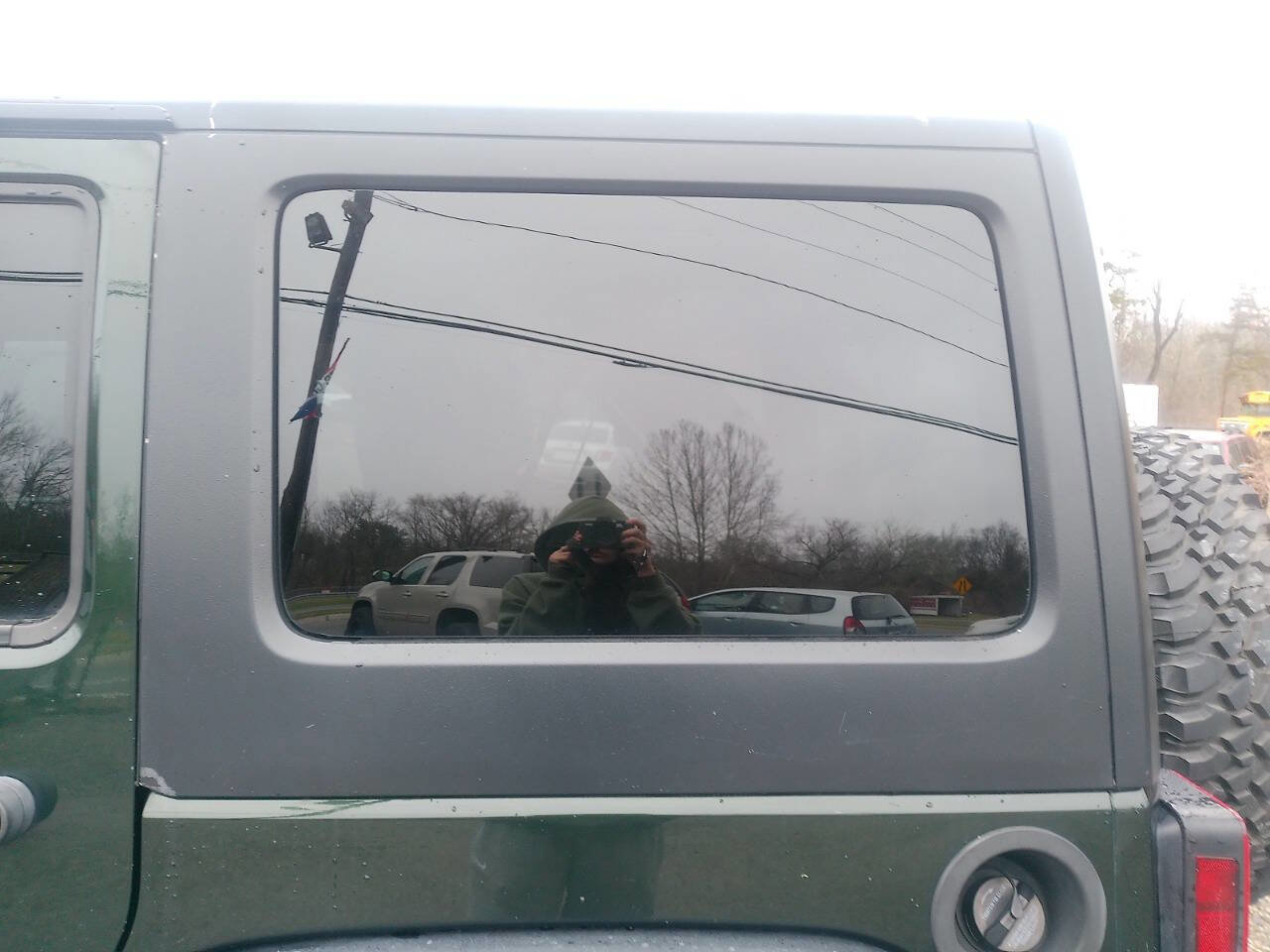 Used 2011 Jeep Wrangler Unlimited Rubicon w/ Dual Top Group image 32