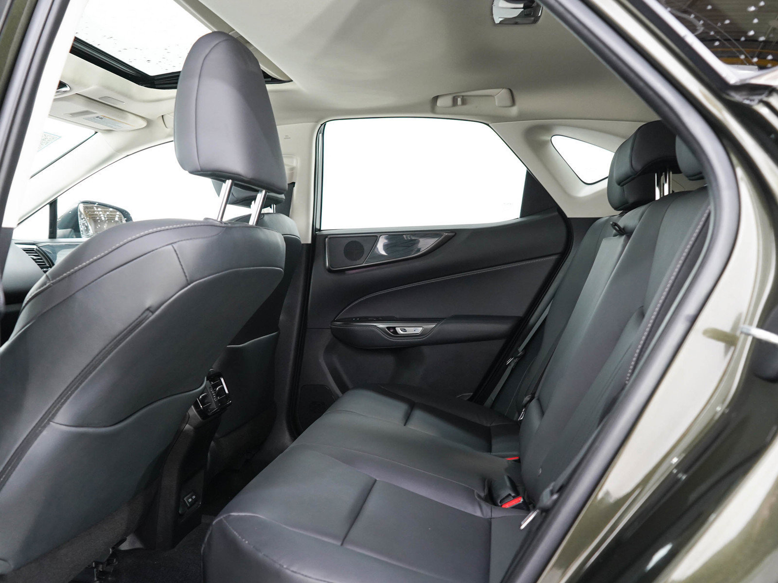 Used 2023 Lexus NX 350 AWD image 17