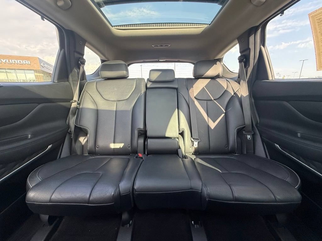 Used 2022 Hyundai Santa Fe SEL w/ Convenience + Premium Package FWD image 28