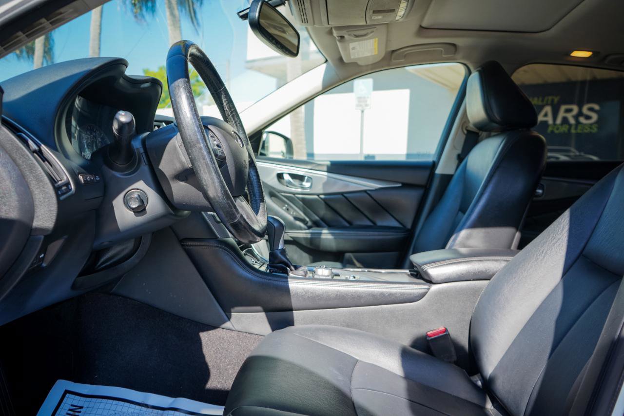 Used 2016 INFINITI Q50 Premium w/ 2.0T Premium Plus Package image 7