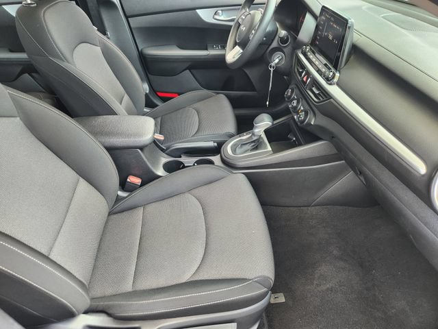 Used 2024 Kia Forte LXS FWD image 10