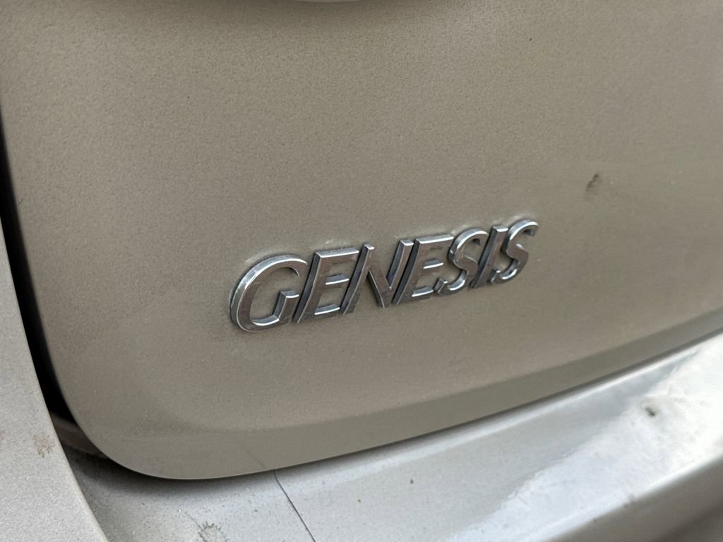 Used 2015 Hyundai Genesis 3.8 w/ Option Group 04 image 16