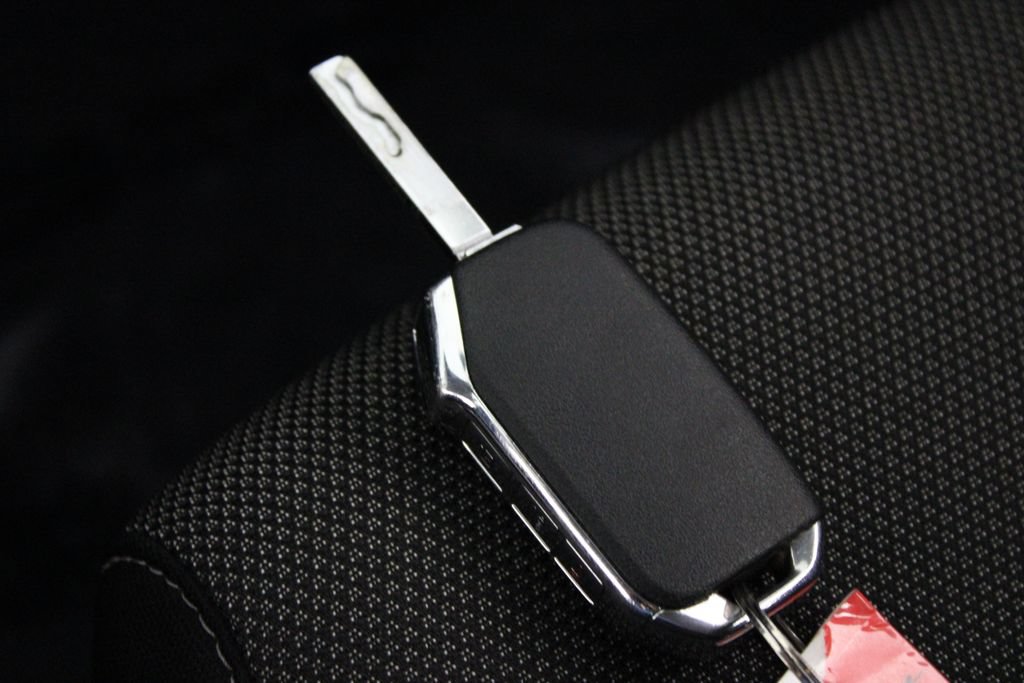 Used 2023 Kia Forte LXS w/ LXS Technology Package FWD image 28