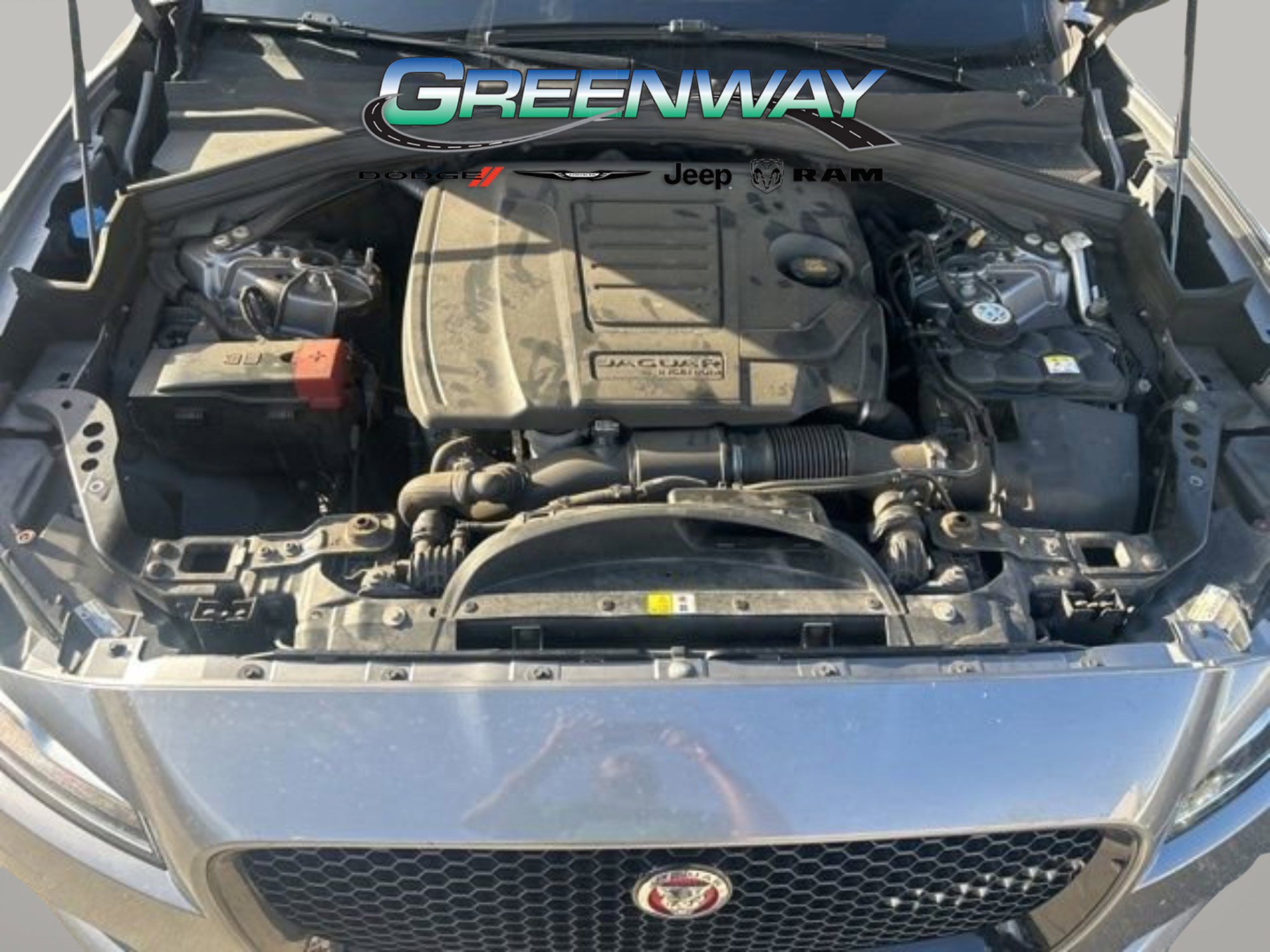 Used 2020 Jaguar F-PACE R-Sport image 28