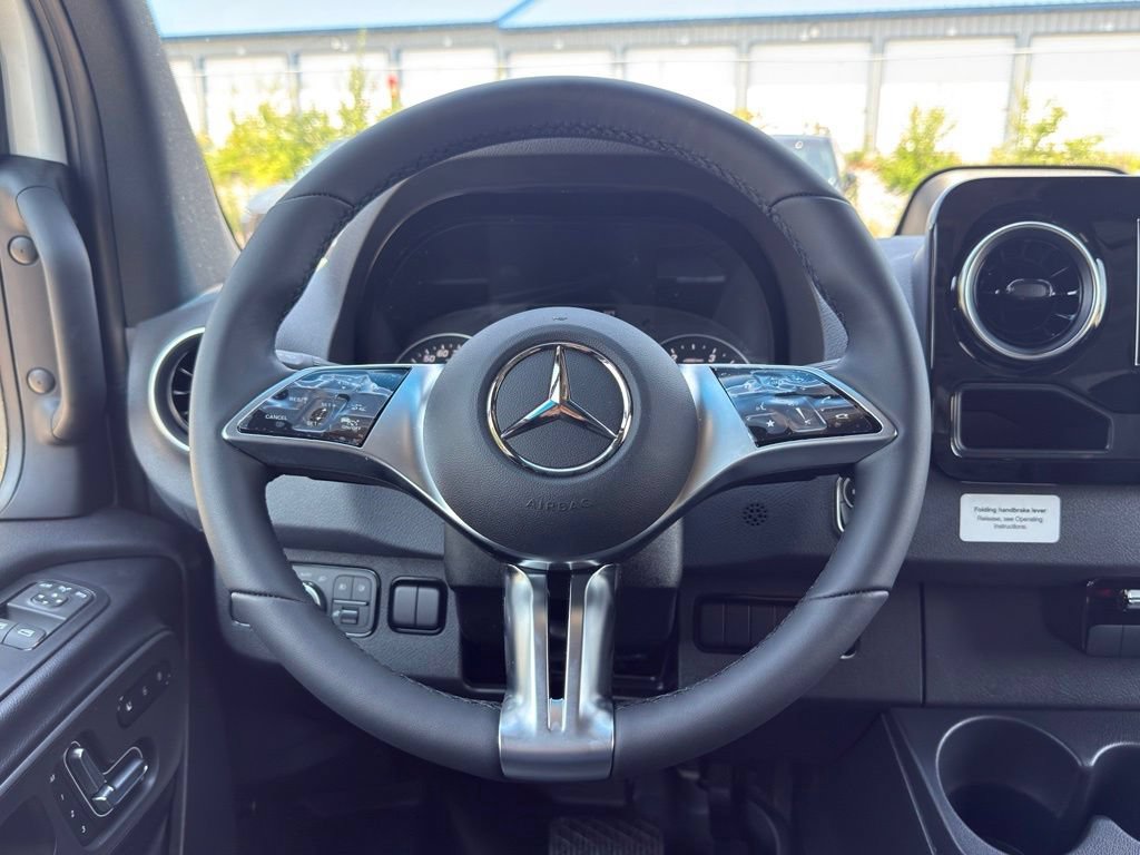 Used 2026 Mercedes-Benz Sprinter 2500 image 19