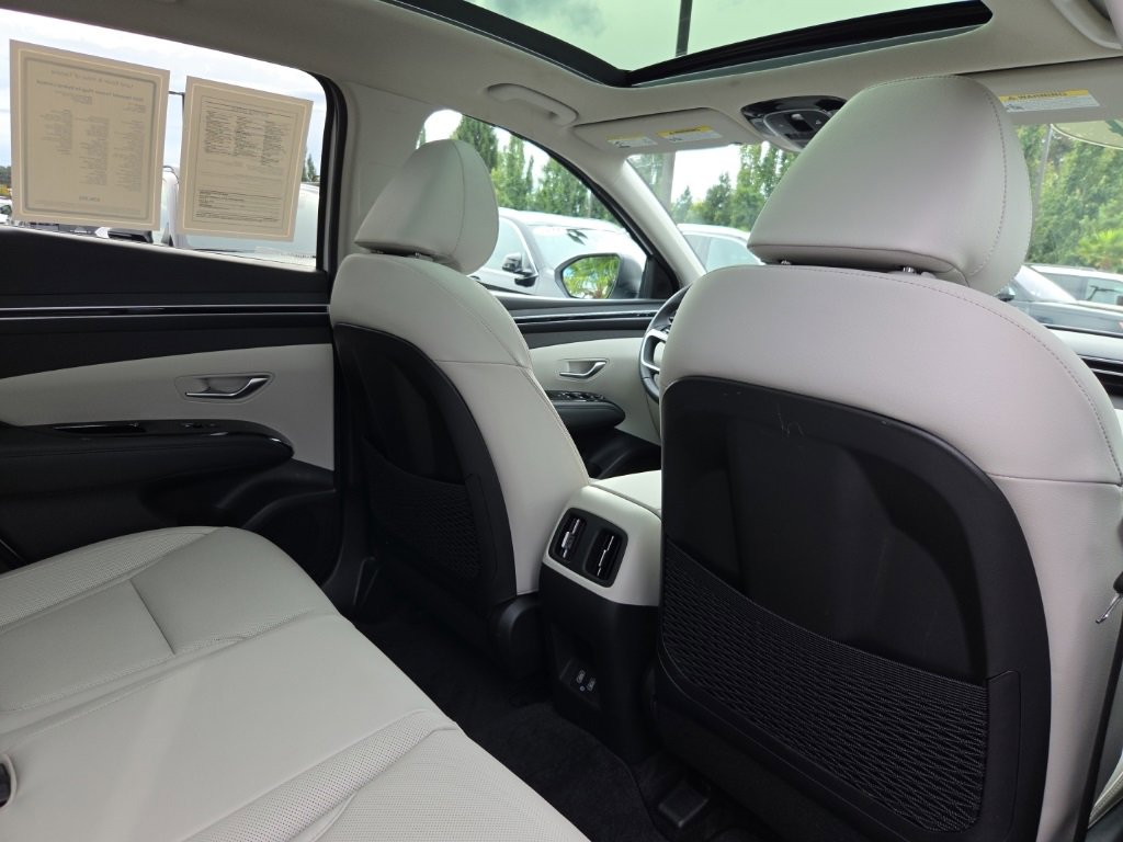 Used 2024 Hyundai Tucson Limited image 8