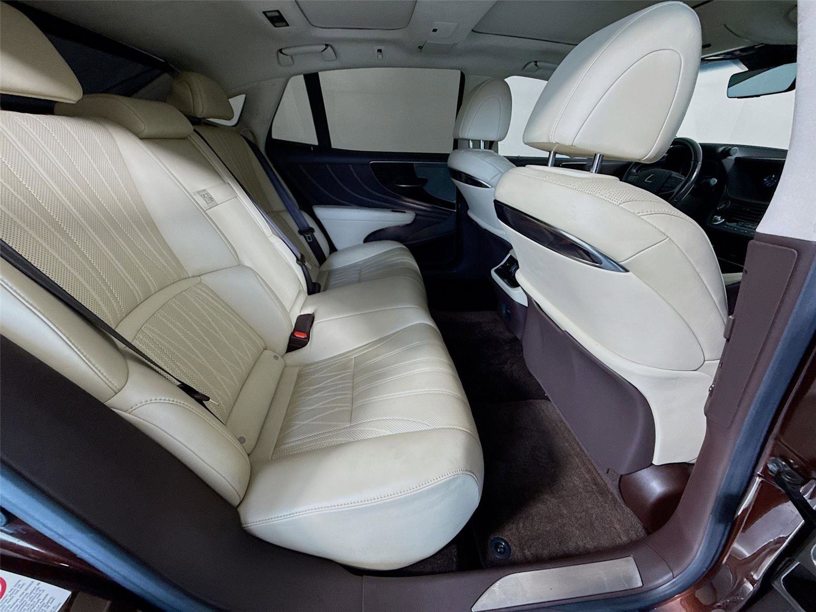 Used 2019 Lexus LS 500 w/ Interior Upgrade Package RWD image 7